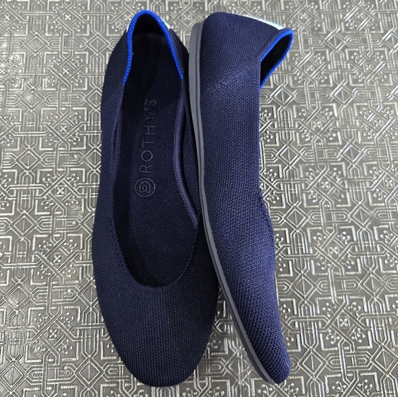 🐢 ROTHY'S The Square Toe Flats in Navy NWOT Size W8.5 - Picture 1 of 12